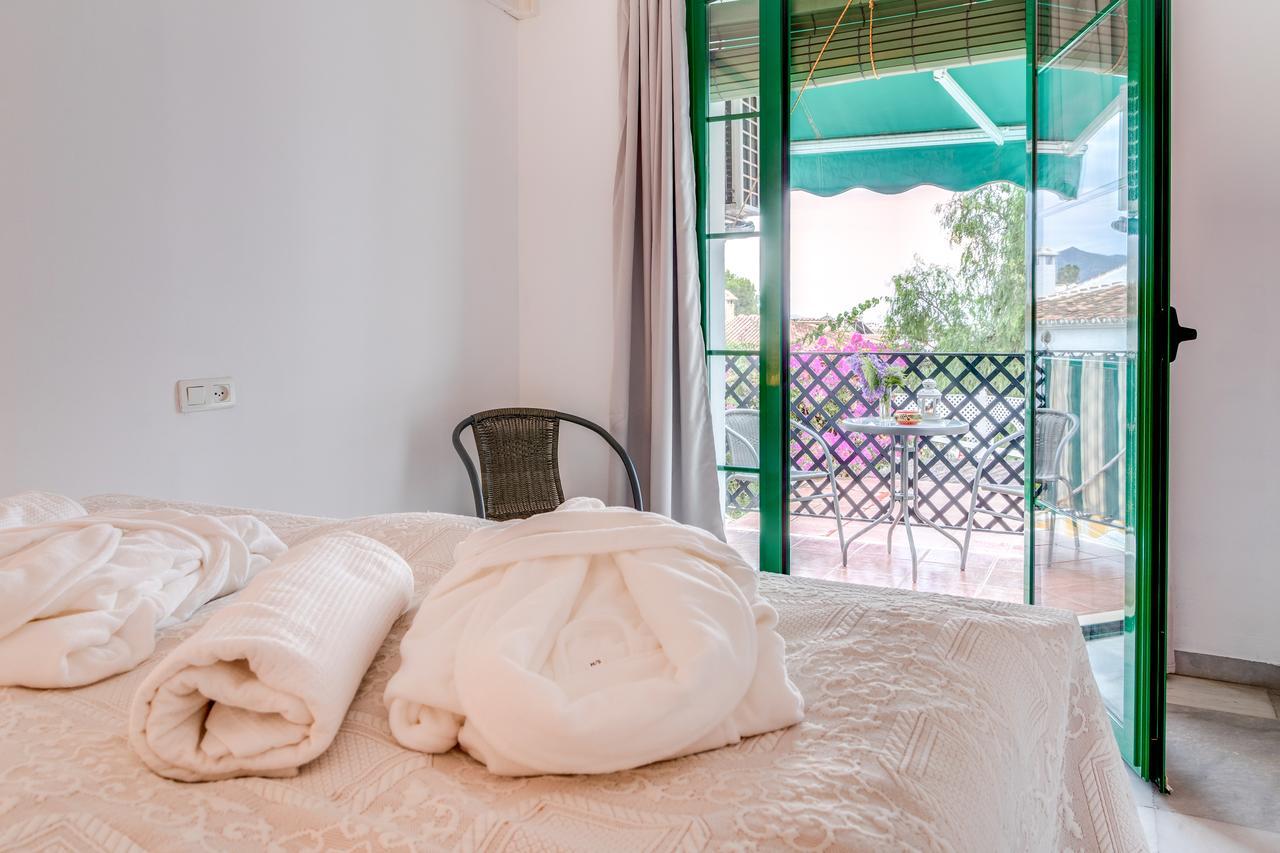 Hostal Alegre Nerja Eksteriør billede